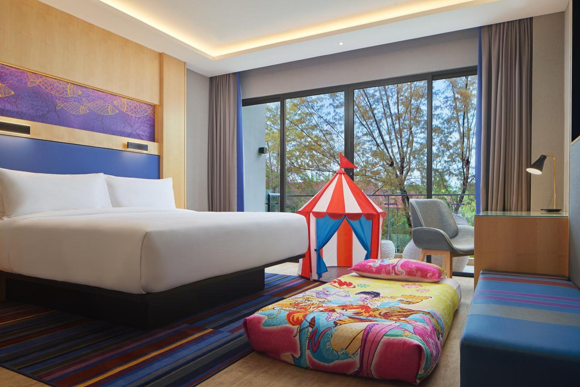 Aloft Langkawi Pantai Tengah Pantai Cenang  Exterior photo